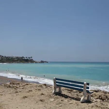 Villa Paphos4U Villa, Kisonerga, 4Br, Seafront, Beach 300M, Private Pool, All Amenities